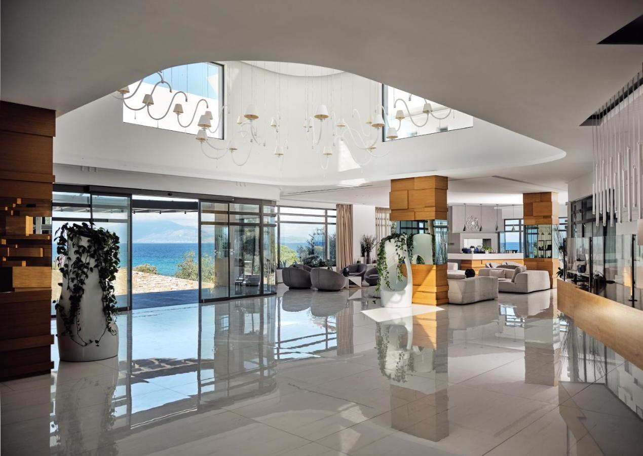 Lesante Blu - The Leading Of The World, Adults Only